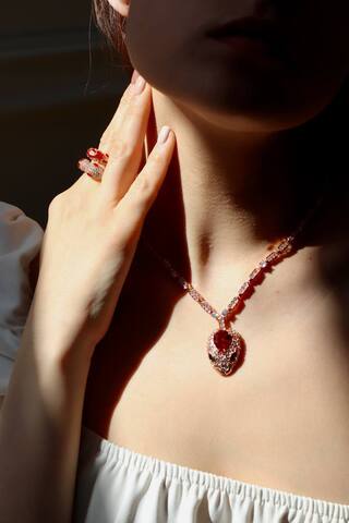 Колье змея Bvlgari
