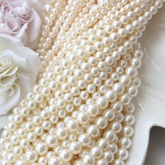 Майорка айвори 8 мм, 1 нить, МА143