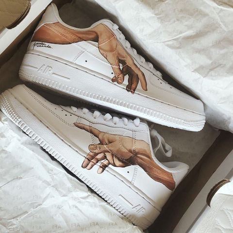 Nike Air Force 1 07 //  Adam