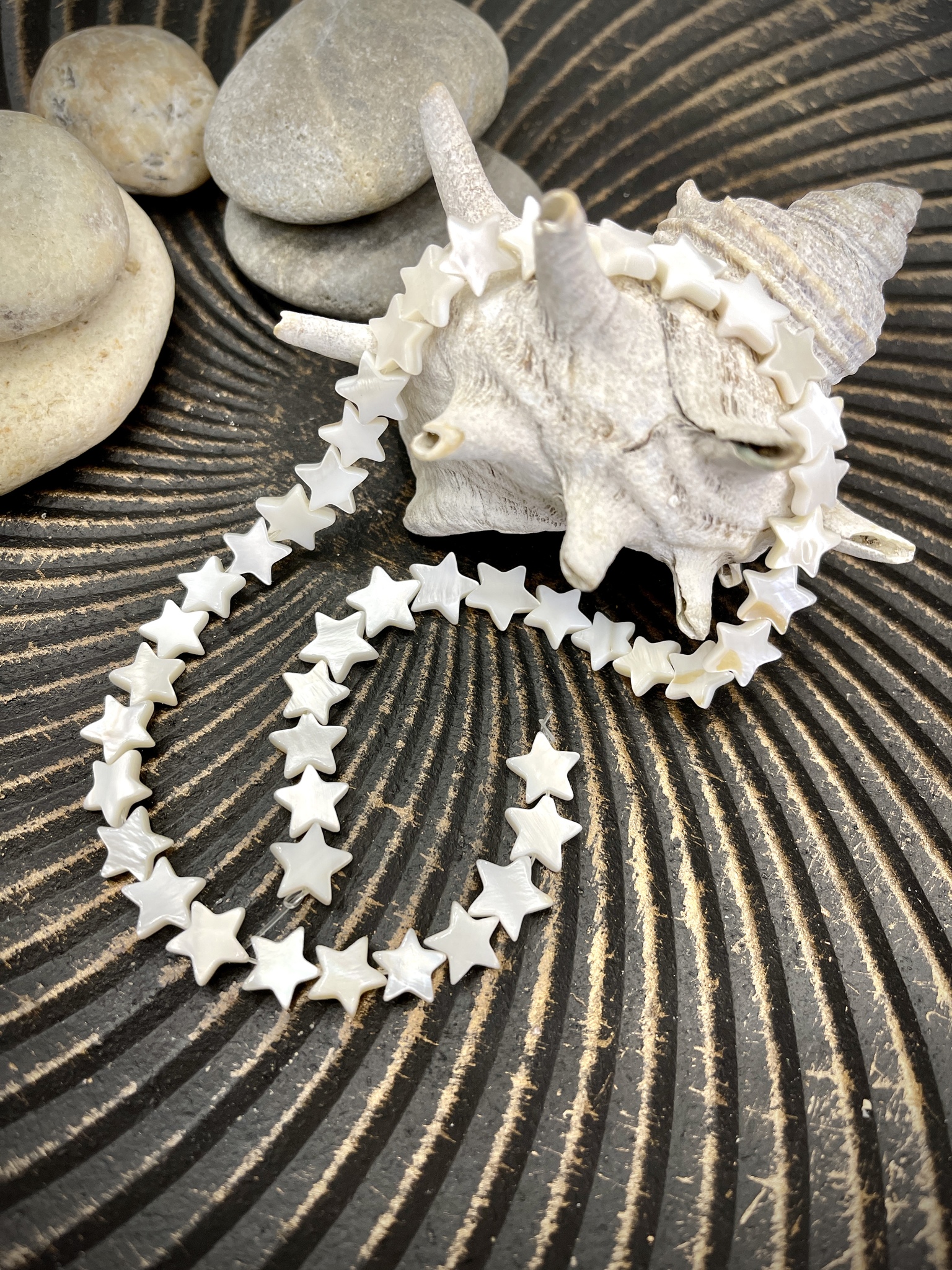 Сувениры и изделия из морских ракушек