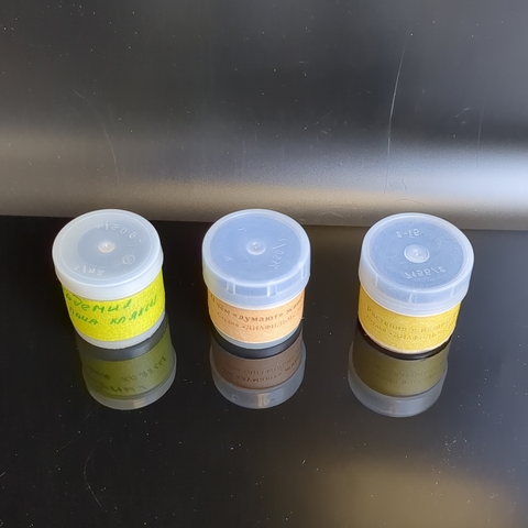 Набор из 3 диафильмов - Кошачий вернисаж, Всезнайка, Сказка о бывалом солдате и двенадцати разбойниках - СССР