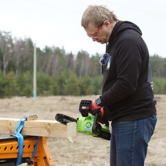 Цепная пила Greenworks G24CS25 24V (25 см) аккумуляторная, без АКБ и ЗУ