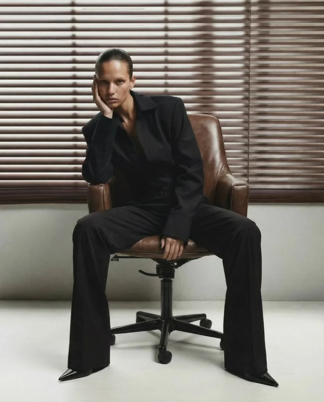 Брюки, Черный