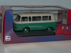 Barkas B1000 Minibus green-light grey 1965 IST025 IST Models 1:43