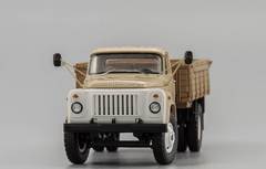 GAZ-53-12 board truck 1985 beige DIP 1:43