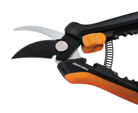 Ножницы для цветов Fiskars Solid SP14 черный/оранжевый (1051601)