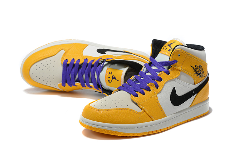 Кроссовки Air Jordan 1 Mid 'Lakers' купить онлайн | Бесплатная доставка по  России