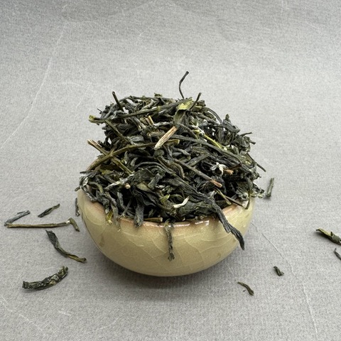 Зелёный чай со старых деревьев из деревни Као Бо