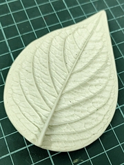 Молд пластиковый лист гортензии 10,2х6,8см