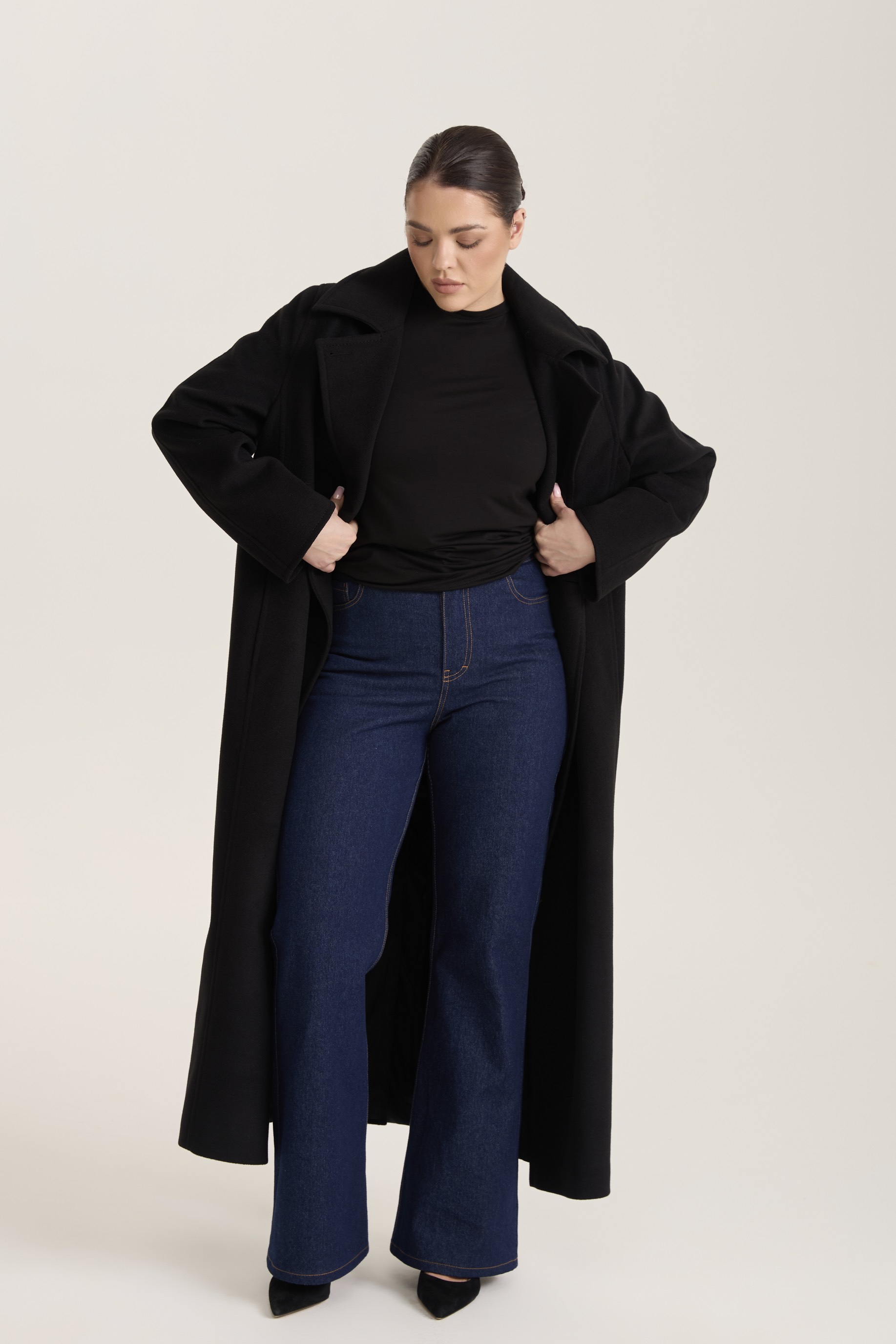 Пальто двубортное с отстрочкой, черный