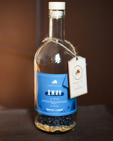 Набор трав и специй "Джин" / Подарочная серия. 1 литр