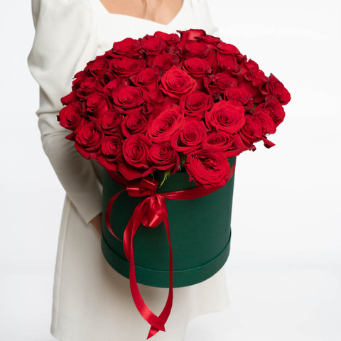 Букет 51 роз Фридом в коробке