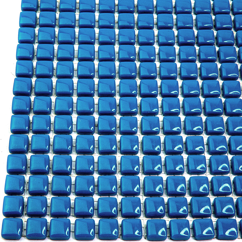 W-81 Стеклянная мозаичная плитка Natural Flex синий квадрат глянцевый