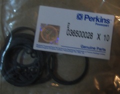 Кольцо стопорное втулки шатуна поршня / CIRCLIP АРТ: 036500028