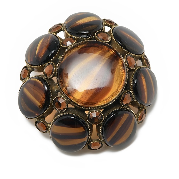 Брошь от Les Bernard