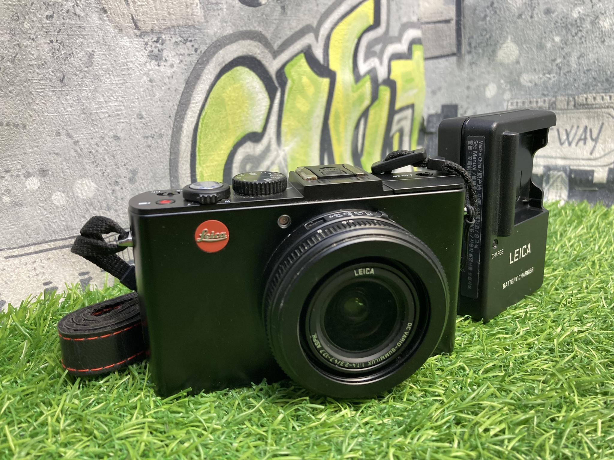 Leica d lux 6