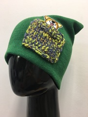 Зимняя шапка ANRU с песиком в зеленом кармашке - это стильный и теплый головной убор, который станет отличным дополнением к вашему гардеробу.