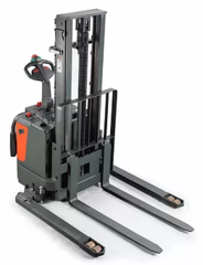 Штабелер самоходный NOBLELIFT PS 15