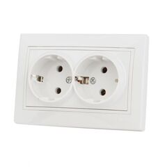 MIRA 701 0202 127B  Розетка двойная с/з керам. бел. с бел. вст.