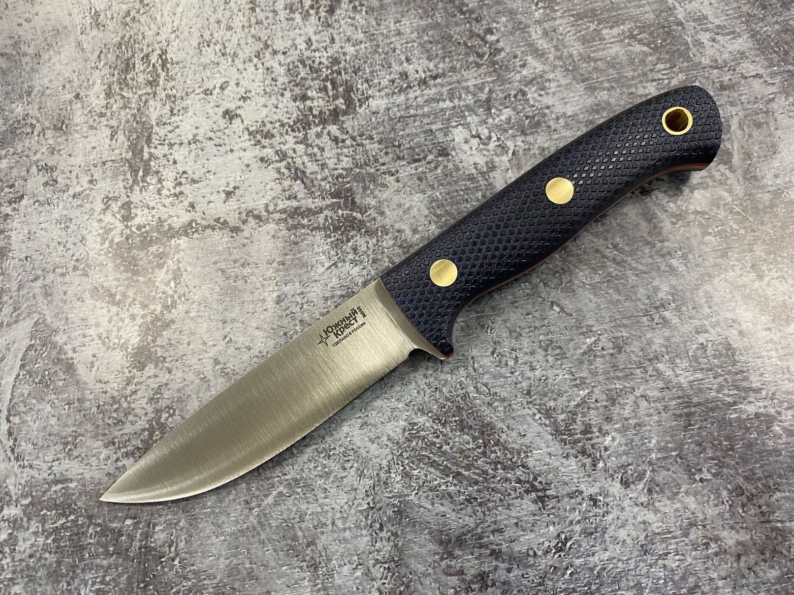 Нож шершень. Нож шершень южный крест. Кованые ножи из дамасской стали. Южный крест кефарт нож. Нож шершень.