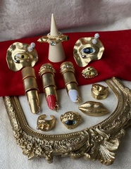 Кольцо NIPPLE в стиле Schiaparelli