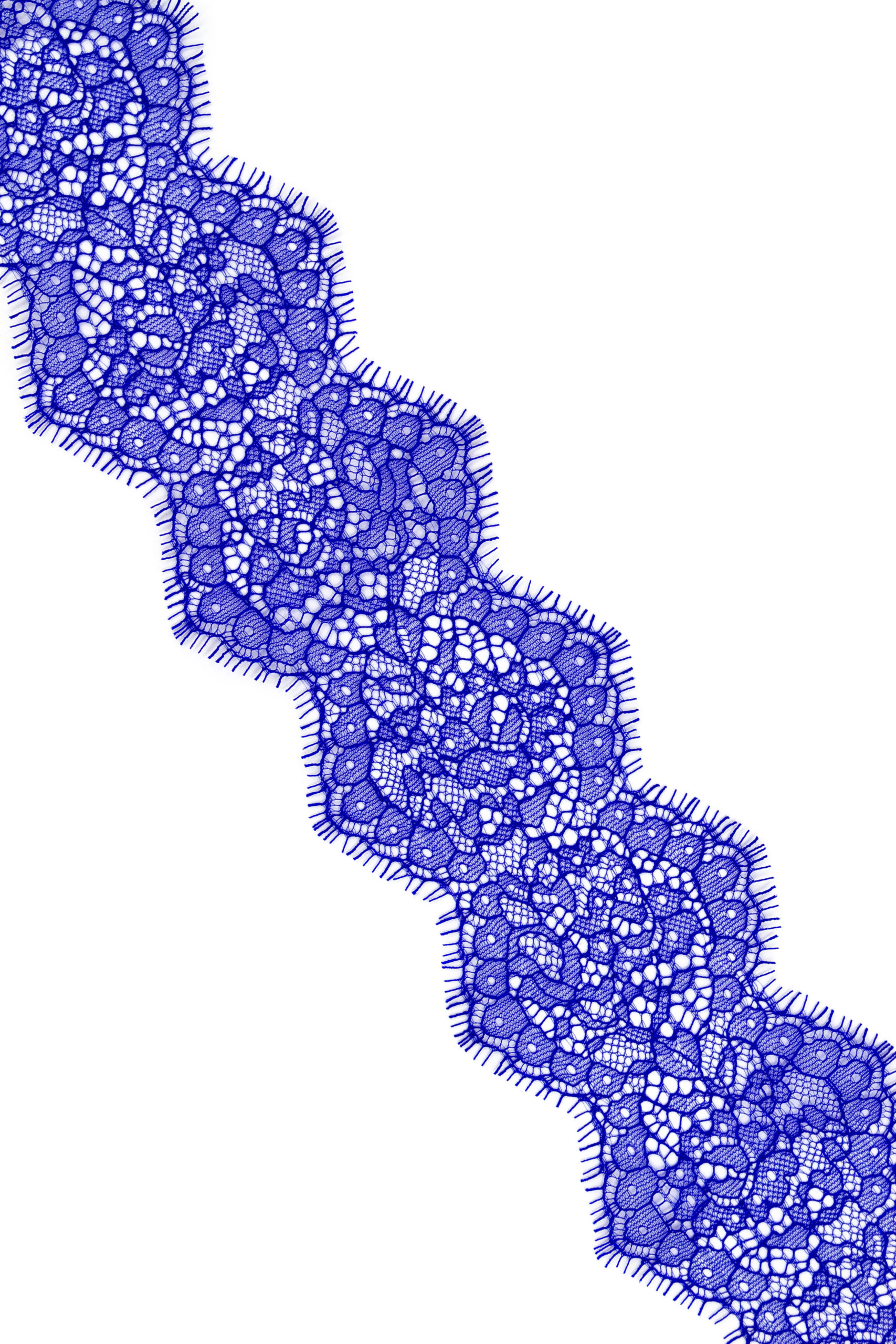 Узкое кружево шантильи васильковое неэластичное 7,5 см
