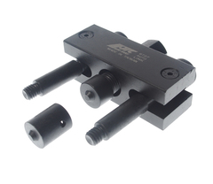 JTC-6727 - Съемник шкивов ТНВД (VW AUDI SEAT SKODA PORSCHE 1.6/2.0 TDI T40064) JTC - 
Используется для снятия шкива ТНВД на двигателях VAG 1.BL, 2.0L TDI.
Применение: 6-цилиндровые двигатели с системой впрыска Commoп Rail.
Оригинальный номер: Т400В4.