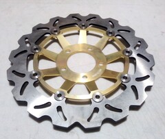 Диск тормозной передний лепестковый на Suzuki GSX 750 1997-2003 / VZ MARAUDER 800 1996-2006