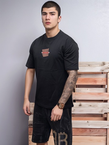 Футболка Balenciaga 575587