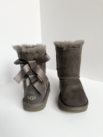 Замшевые угги Ugg, 24