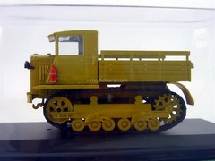 Tractor Stalinets-2 (S-2) Transport crawler 1:43 Hachette #66