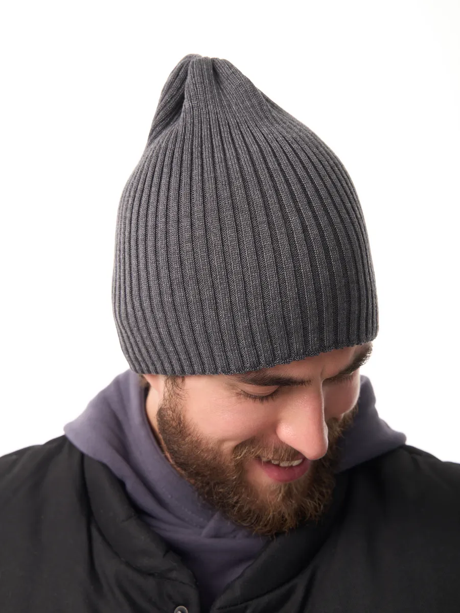 Шапка осенняя бини вязаная зима