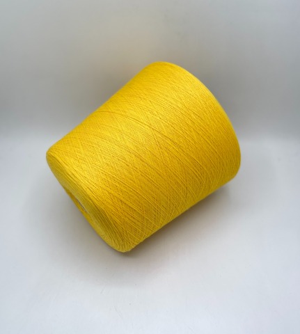 Folco (пр.Италия). 2/28 1400м/100гр, 50% меринос, 50% акрил, цвет-Желтый(86/15), арт.36880