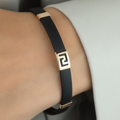 7114к - Браслет из каучука со вставками из золота 585 пробы