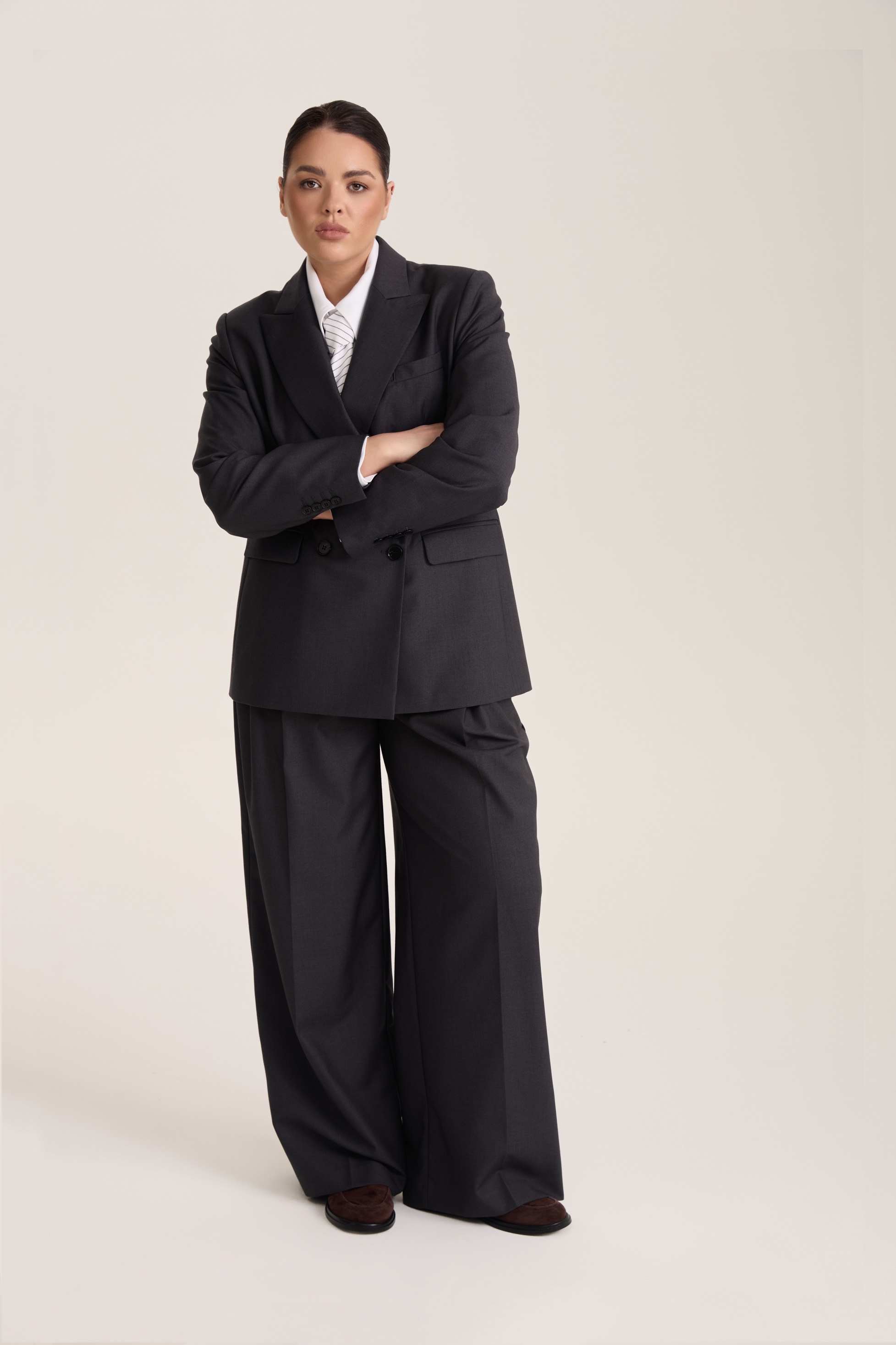 Брюки со стрелками, темно-серый