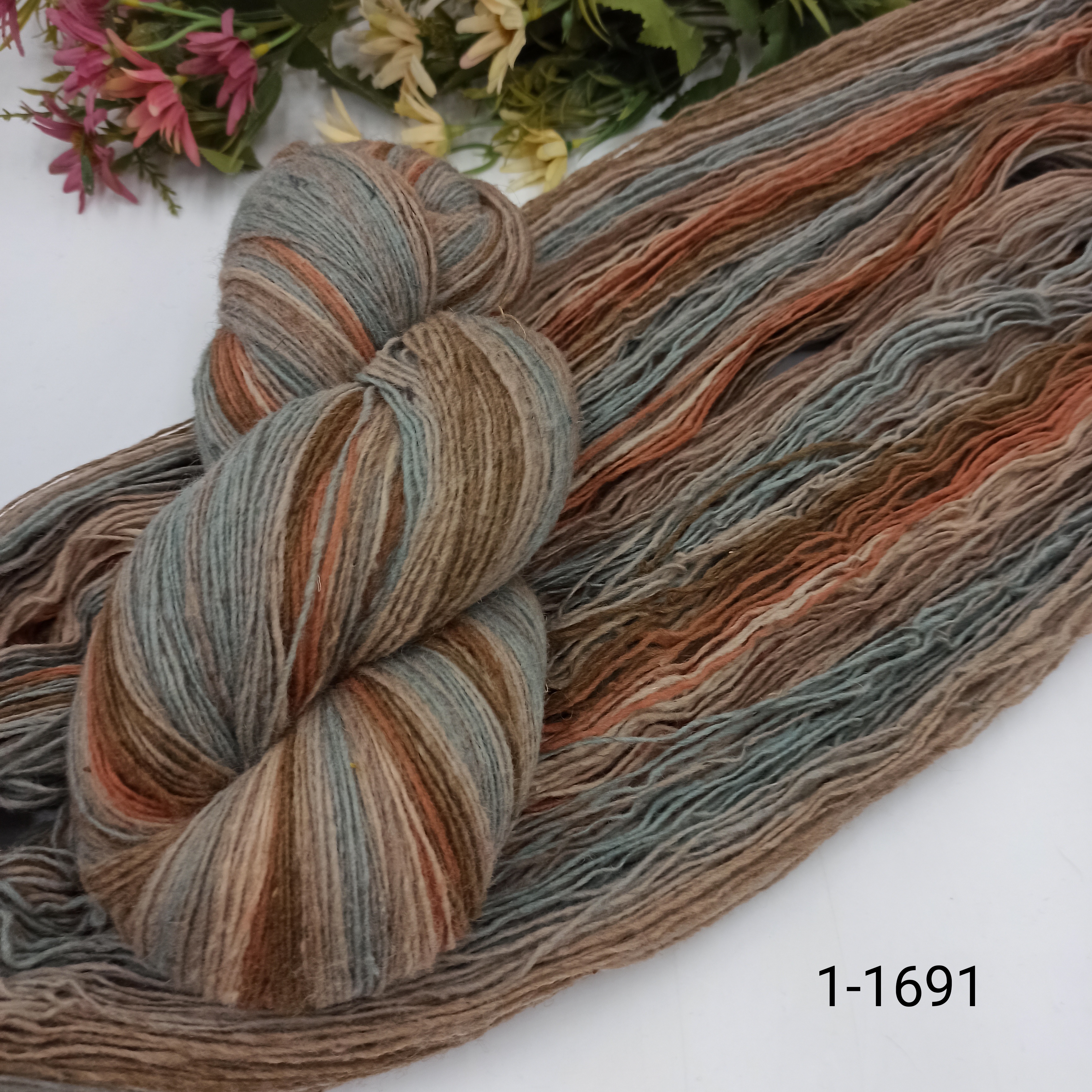 Дундага 6/1 шерсть секционного окрашивания 01-1691 420м/100гр