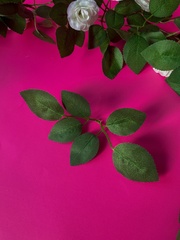 Лиана с Розами, 21 голова на лиане, Белые розы, длина одной лианы 1,75 м, набор 1 шт.