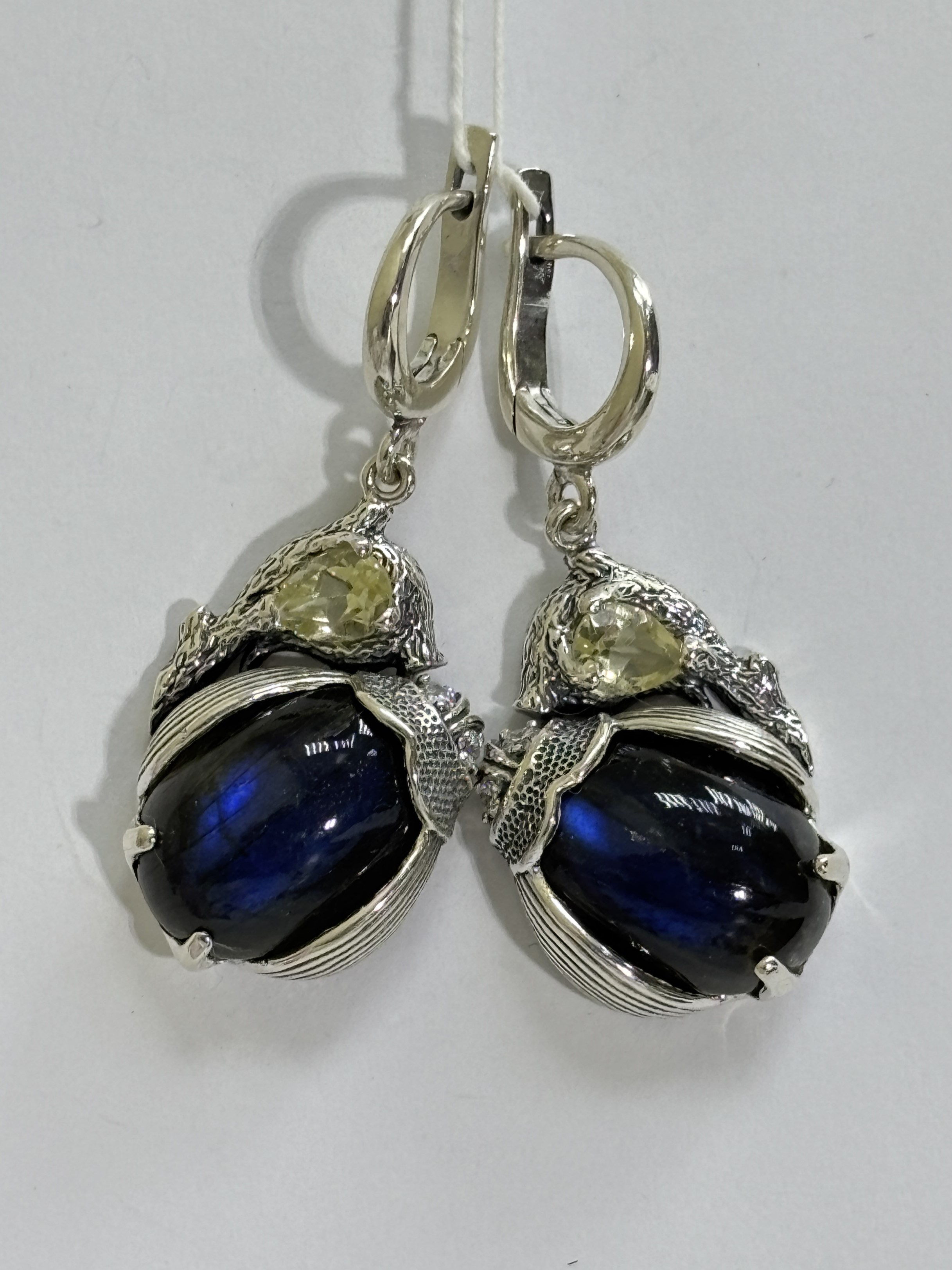 Жук (серьги из серебра)