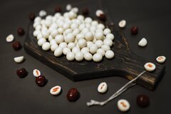 Конфеты Вишня в белом шоколаде 3кг