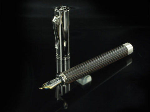 Ручка перьевая Graf von Faber-Castell Intuition Platino Wood Grenadilla