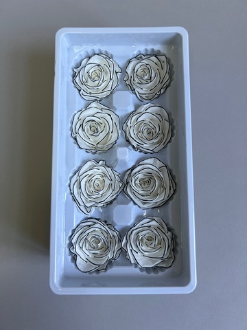 Роза классическая бело-черная d=4-5 см (упак 8 шт)