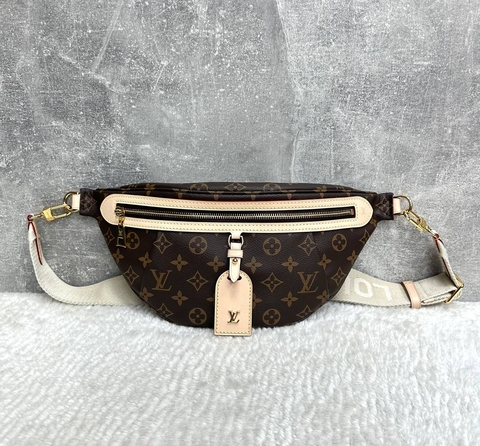 Поясная сумка Louis Vuitton Bumbag Monogram коричневый