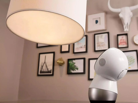 Робот Jibo