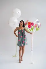 Сет гелиевых шаров с уникальной росписью Цветочное поле