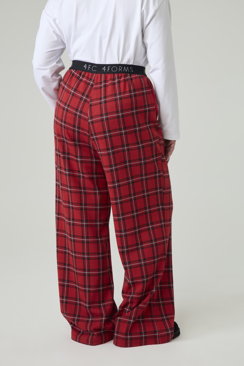 Брюки в клетку удлиненные, красный