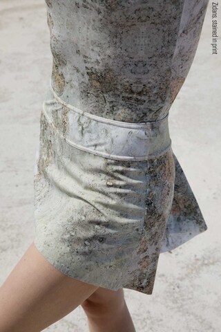 The Skirt Stretches, stained in print | delicate_dirt
