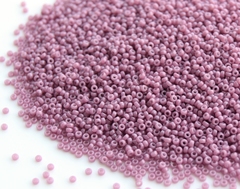 15/0 RR-4487 Duracoat Opaque Hydrangea