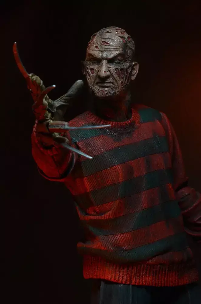 Кошмар на улице Вязов подвижная фигурка Фредди Крюгер Ultimate