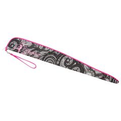 огурцы черно-серые