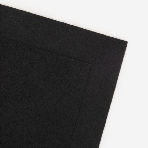 Фетр средней жесткости, 1мм, черный